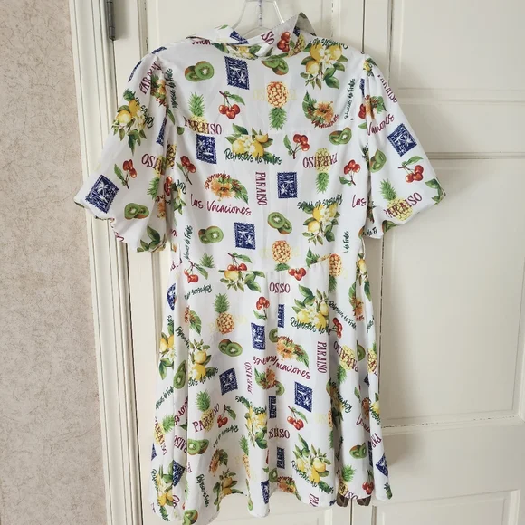 shirt dress with floral and graphic prints. Button-up front.pit To pit 19" - Picture 6 of 8